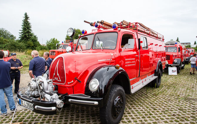 Großes Feuerwehr-Oldtimertreffen - Bild 23_23