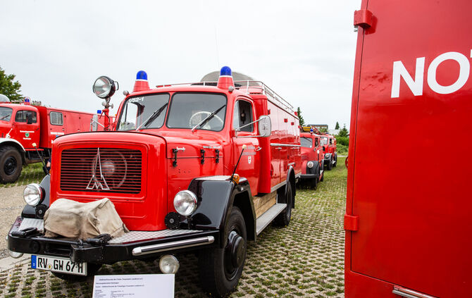 Großes Feuerwehr-Oldtimertreffen - Bild 24_24