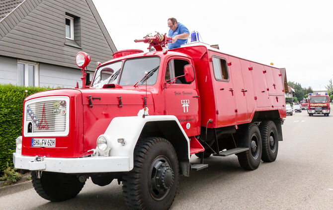 Großes Feuerwehr-Oldtimertreffen - Bild 37_36