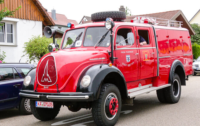 Großes Feuerwehr-Oldtimertreffen - Bild 50_49