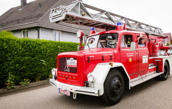 Großes Feuerwehr-Oldtimertreffen - Bild 51_50