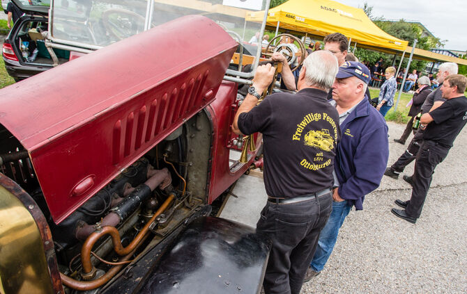 Großes Feuerwehr-Oldtimertreffen - Bild 58_57