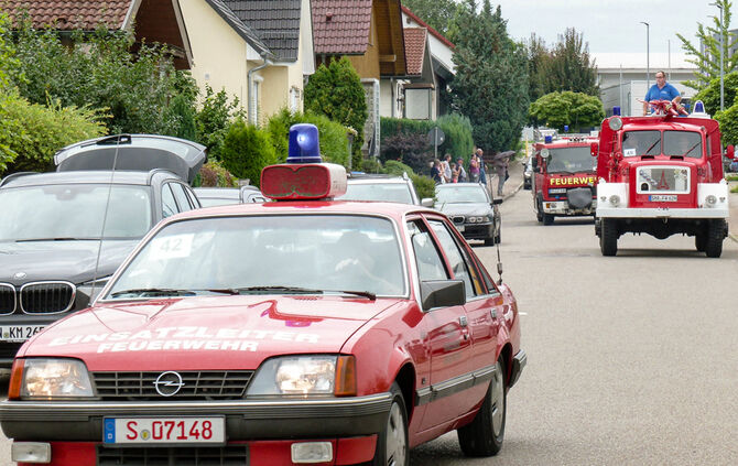 Großes Feuerwehr-Oldtimertreffen - Bild 70_69