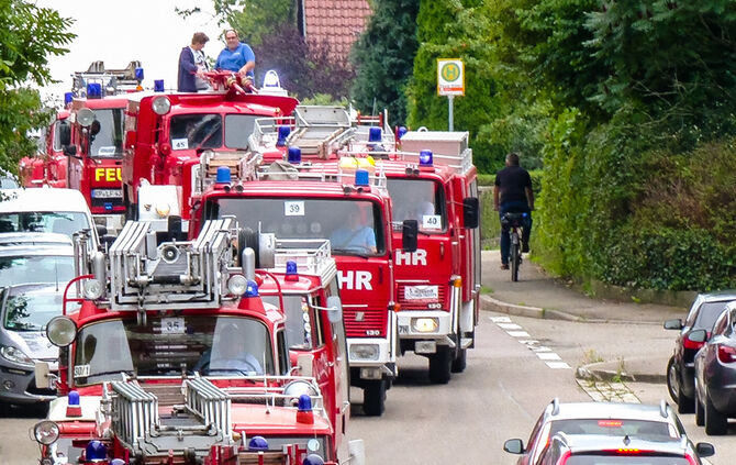 Großes Feuerwehr-Oldtimertreffen - Bild 71_70