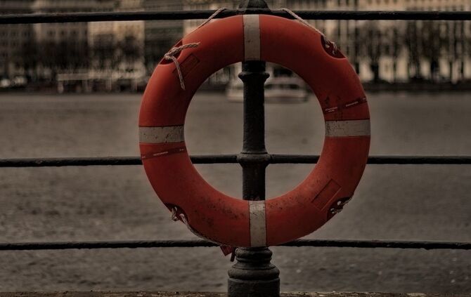 lifebelt-2219342_1920_0