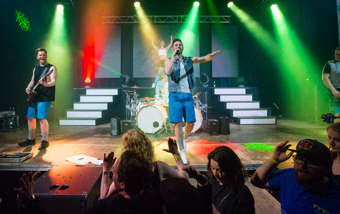 B m K  –  DAS Bierfest im Remstal! - Bild 05_4