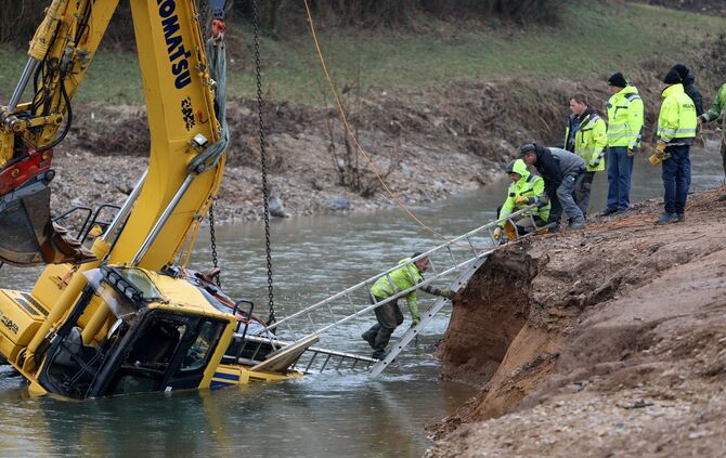 Bagger Plüderhausen Rems geborgen_0