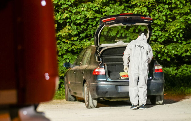 Kripoeinsatz auf Parkplatz bei der Mechatronic Arena - Bild 04_3