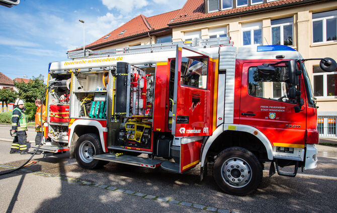 Feuerwehreinsatz im Parkhaus am Bahnhof - Bild 06_13