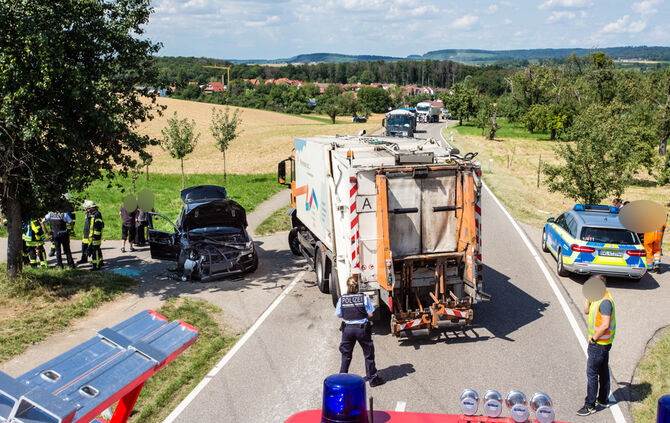 Unfall Müllfahrzeug_1