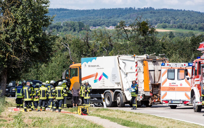 Unfall Müllfahrzeug_2