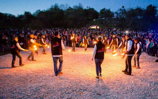 Gigantisches Osterfeuer - Bild 16_16