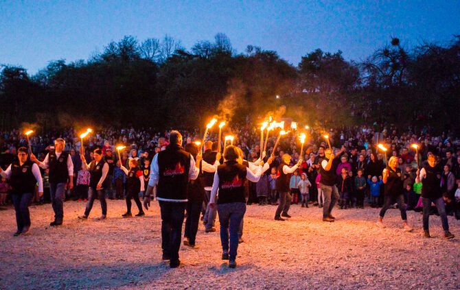 Gigantisches Osterfeuer - Bild 35_35