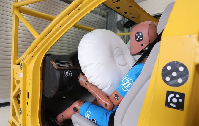 Mehr Sicherheit im Auto, bevor's kracht_0