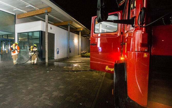 bb_muellcontainerbrand_rommelshausen_31-12-2018_10_20