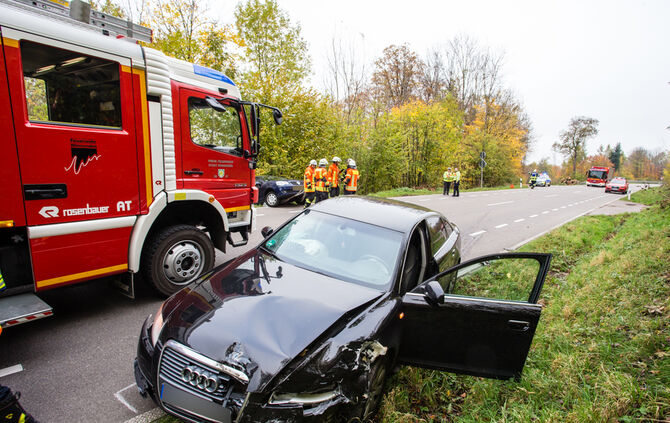 55-Jährige bei Zusammenstoß schwer verletzt - Bild 11_4