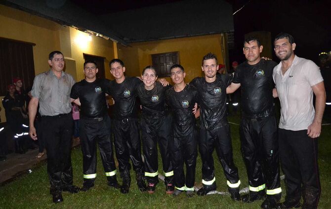 Maria-Elena Dubberke Vereidigung Taufe Feuerwehr für Paraguay_0