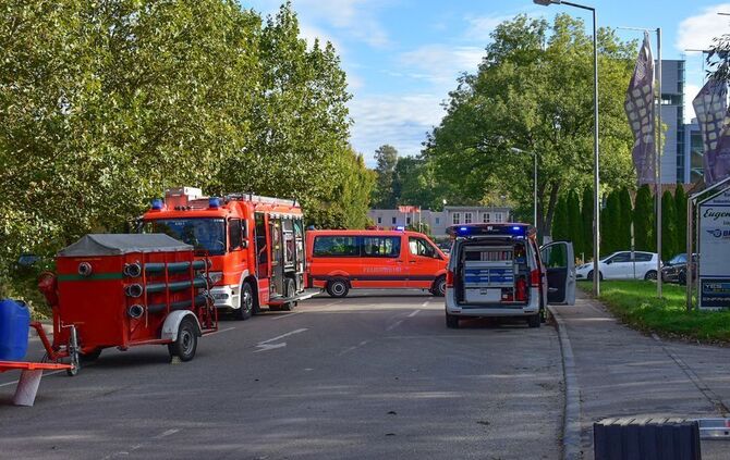 Lkw im Kocher_12