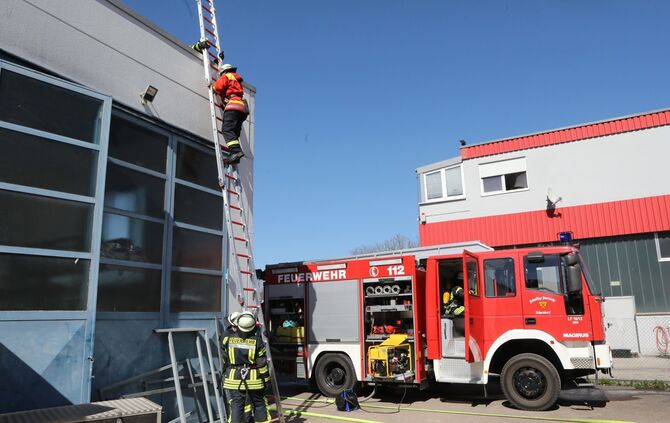 Plüderhausen Freiwillige Feuerwehr Übung Truppmannausbildung Schorndorf Ausbildung Grundausbildung_19
