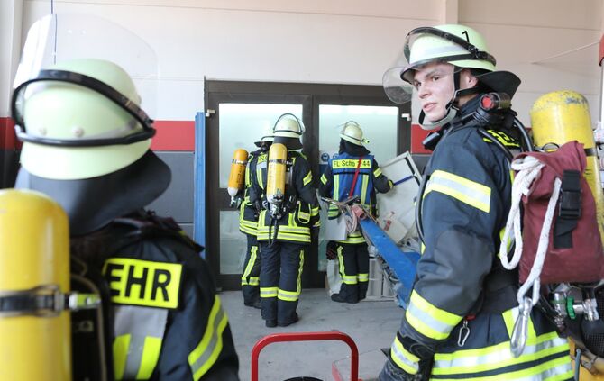 Plüderhausen Freiwillige Feuerwehr Übung Truppmannausbildung Schorndorf Ausbildung Grundausbildung_40