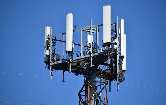cell-tower-5390644_1920