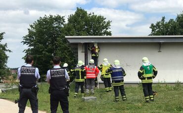 Feuerwehreinsatz an der Staufer Grundschule_0