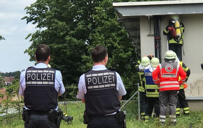 Feuerwehreinsatz an der Staufer Grundschule_1