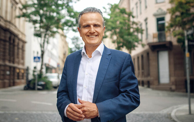 Kopie von OB Wahl 2020 Stuttgart OB Dr Frank Nopper kandidiert für den OB in Stuttgart