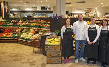 77a8d38e-dd86-4589-b98d-8ac0c8cbfa14.jpg_0