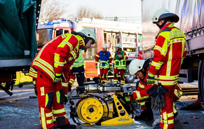 Unfall_A81_Stauende-008_2