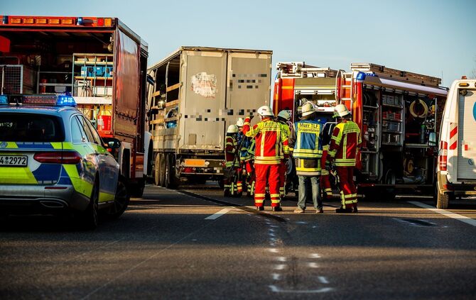 Unfall_A81_Stauende-020_7