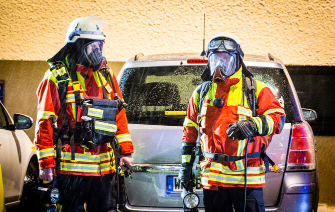Wieder Brand in Einliegerwohnung - Bild 02_1