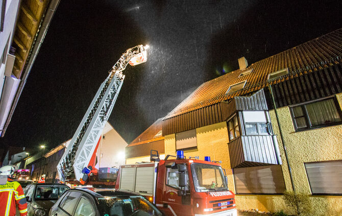 Wieder Brand in Einliegerwohnung - Bild 03_2
