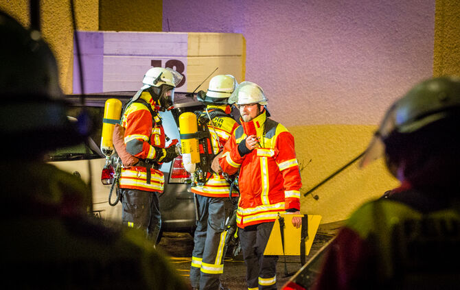 Wieder Brand in Einliegerwohnung - Bild 11_10
