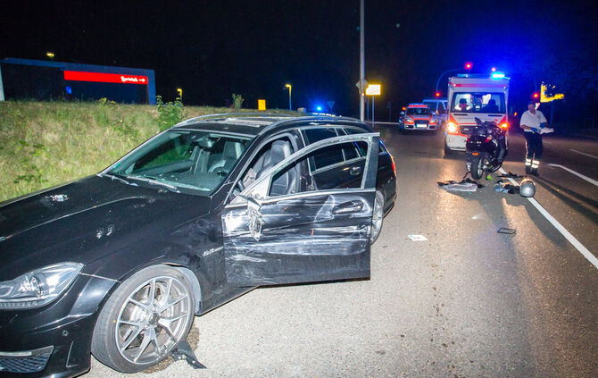 Schwerer Unfall kurz vor Einmündung in B14 - Bild 09_1