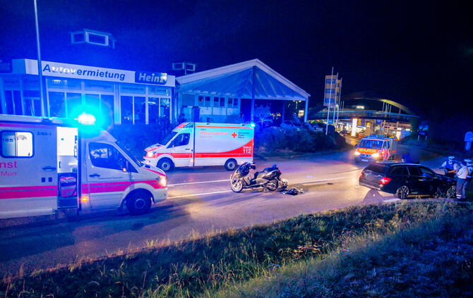 Schwerer Unfall kurz vor Einmündung in B14 - Bild 08_3