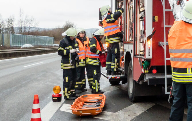 Schwerer Unfall auf B14_9