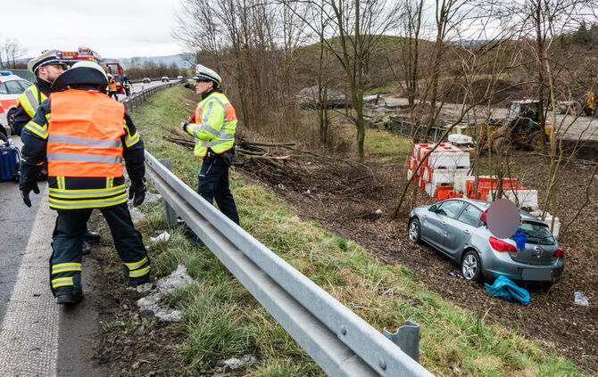 Schwerer Unfall auf B14_13