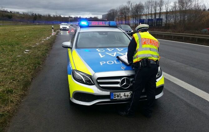 Schwerer Unfall auf B14_14