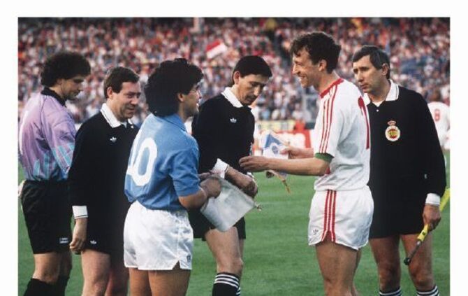 Panini-Album zum 125 jährigen Vereinsjubiläum_3