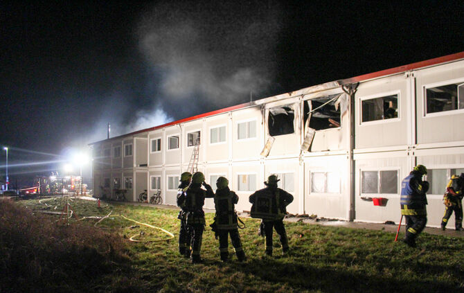 Brand in Asylunterkunft #2 - Bild 11_6