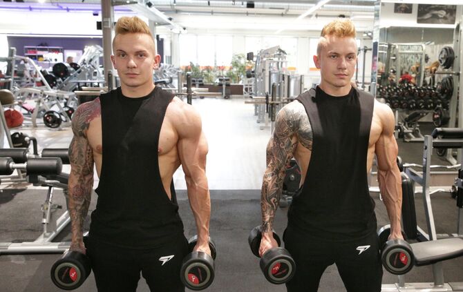 Zwillinge aus Stahl: Marcel und Fabian Feber stemmen Eisen im Fellbacher Fitnessstudio Clever Fit._0