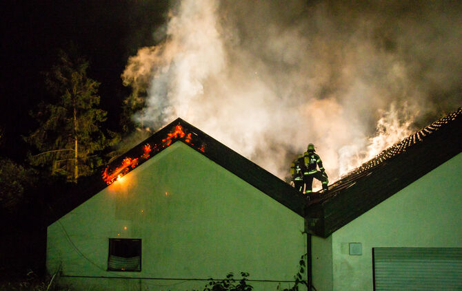 Tennisclub abgebrannt - Bild 02_3