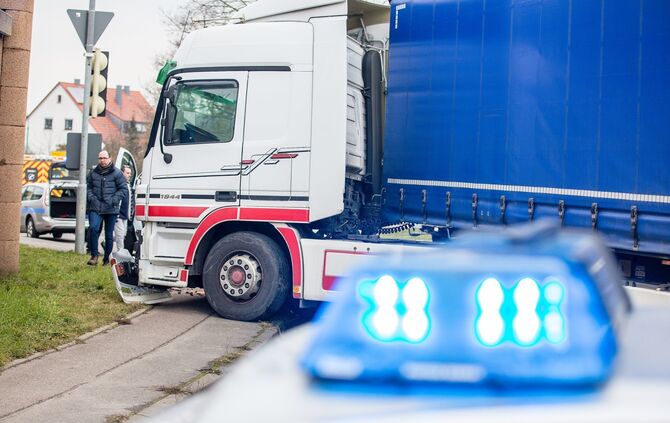 Unfall Remseck 19.02._12