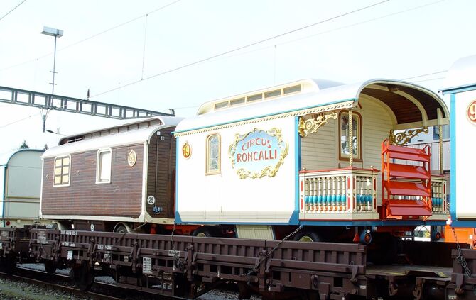 Bahnankunft Circus Roncalli_0