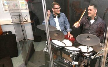 40ea62f5-db45-4157-9cab-8452c3e8fad4.jpg_0