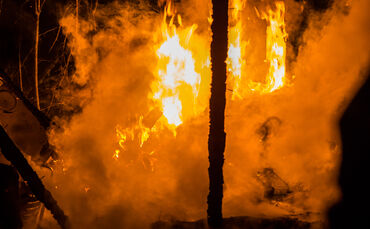 Gartenhäuschen in Vollbrand 18.12.2020 Leutenbach / Winnenden