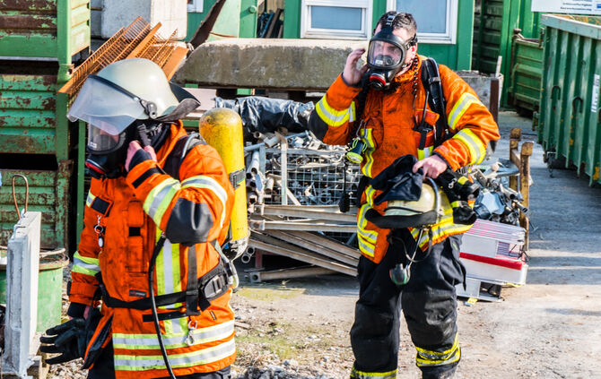 Brand in Lagerhalle_19