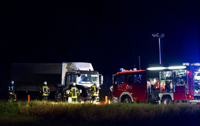 2 Tote bei Unfall - Bild 01_1