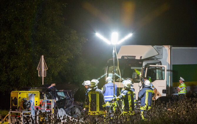 2 Tote bei Unfall - Bild 09_8